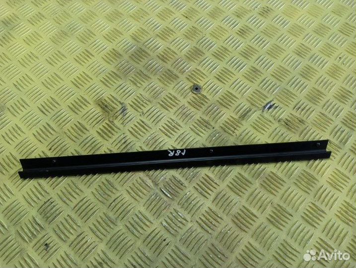 Накладка верхнего бардачка правая Man Tgl