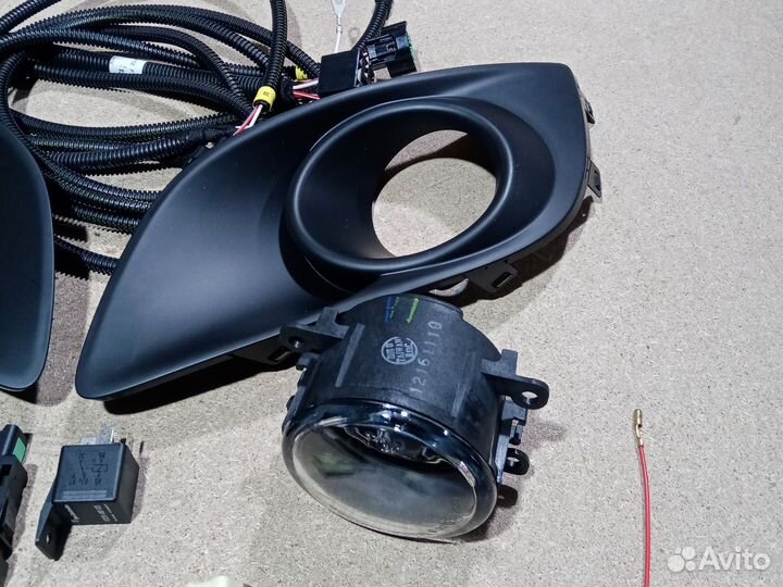 Противотуманные фары (комплект ) suzuki swift