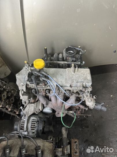 Renault Sandero двигатель в обвесе K7J710
