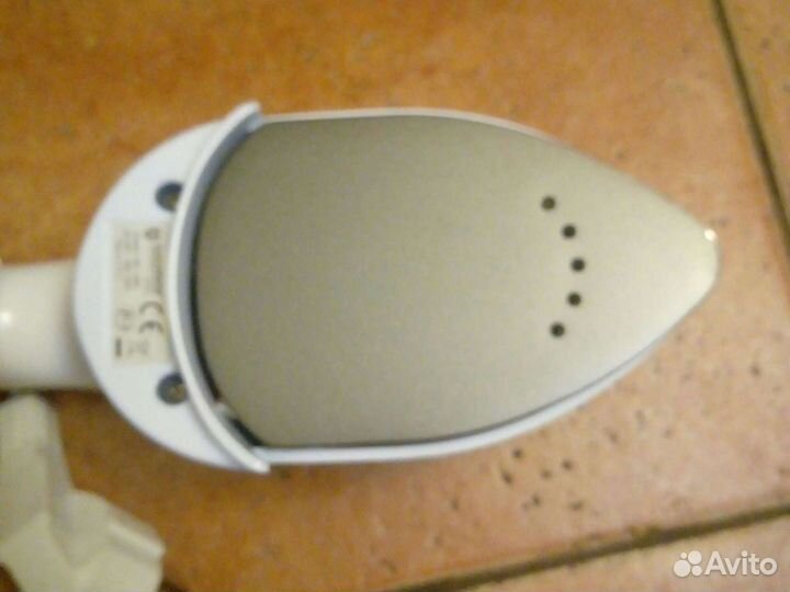 Паровой утюжок SwissHome