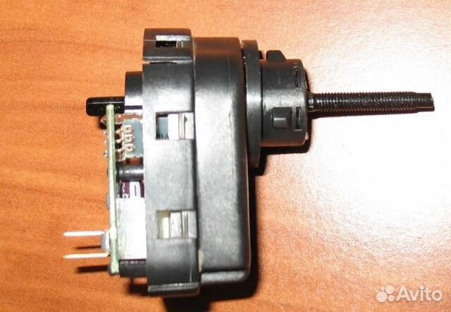 Переключатель корректора фар хендай акцент тагаз. Ручной корректор фар акцент. Регулятор корректора фар акцент. Работает корректор фар акцент. Кнопка корректора фар акцент.