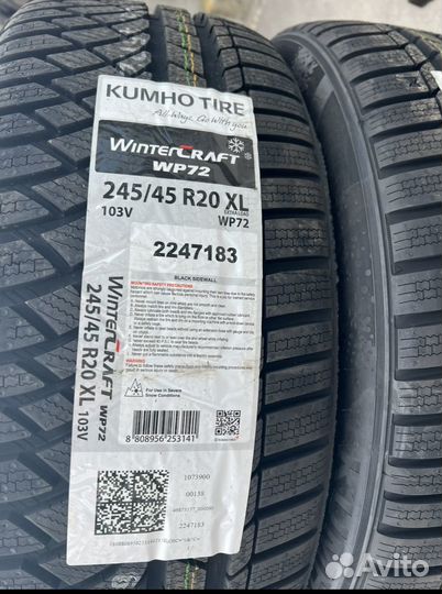 Kumho WinterCraft WP72 245/45 R20 103V