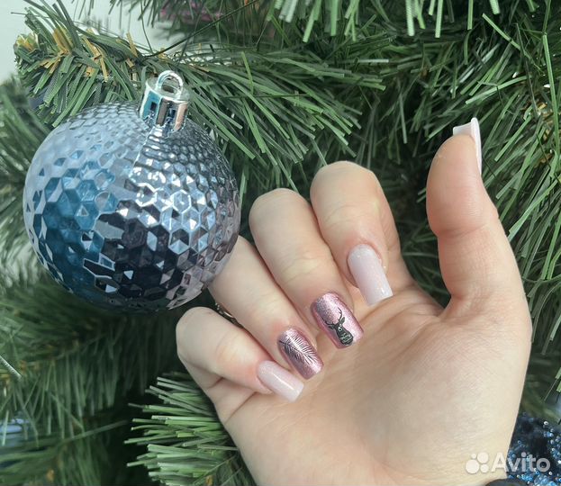 Модели на педикюр, маникюр