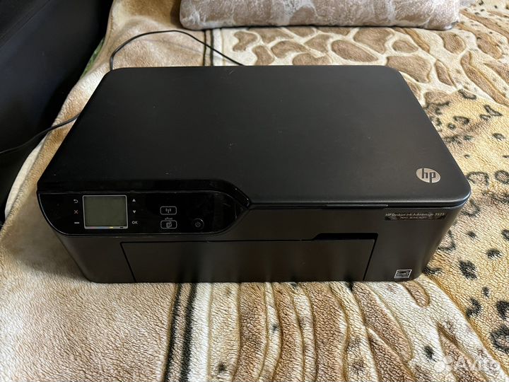 Принтер HP Deskjet Ink Advantage 3525