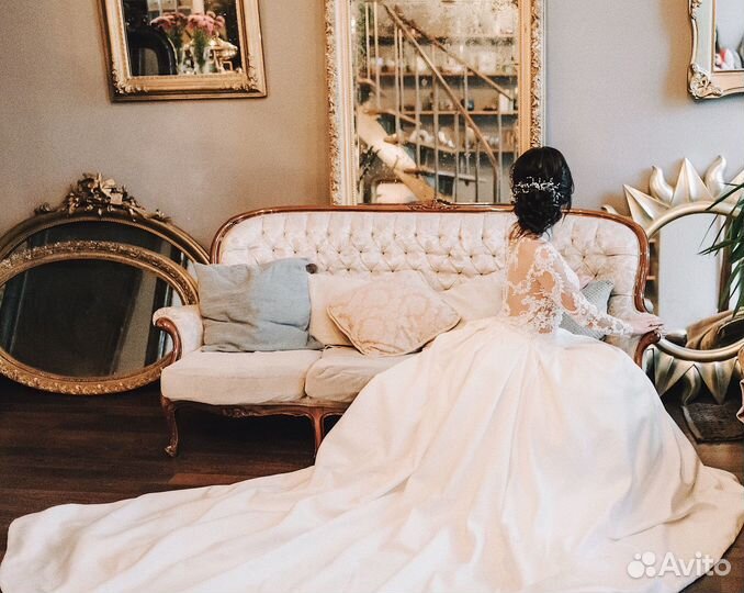 Свадебное платье