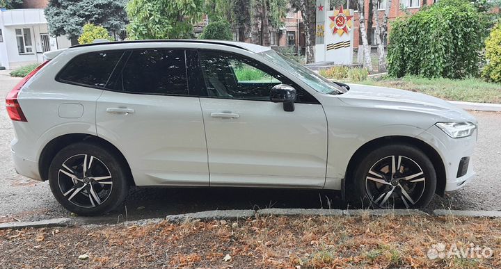 Volvo XC60 2.0 AT, 2020, 140 000 км