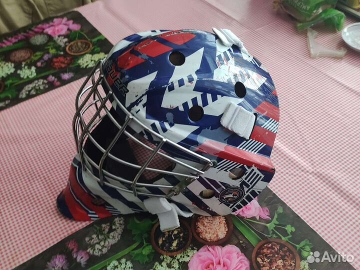 Шлем хоккейного вратаря. Размер 57