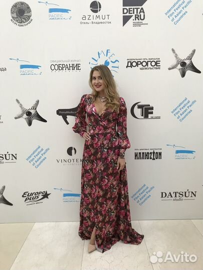 Платье женское 42