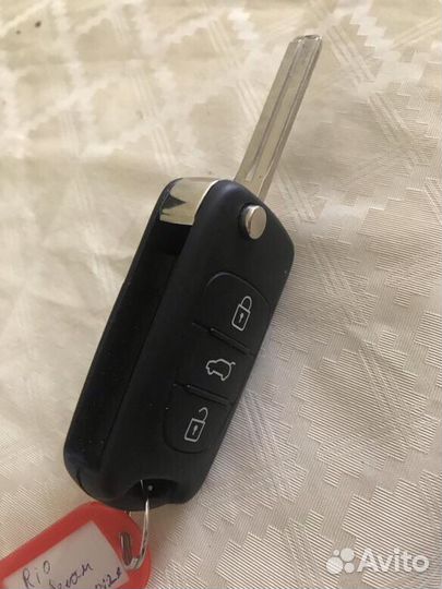 Оригинальный ключ Киа Рио 2012
