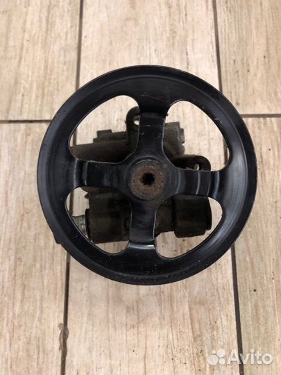 Насос гур Mitsubishi Outlander XL 2.4 2008