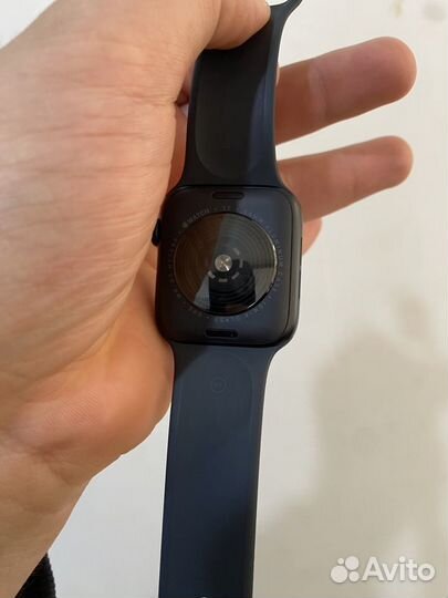 Apple Watch SE 2 44mm