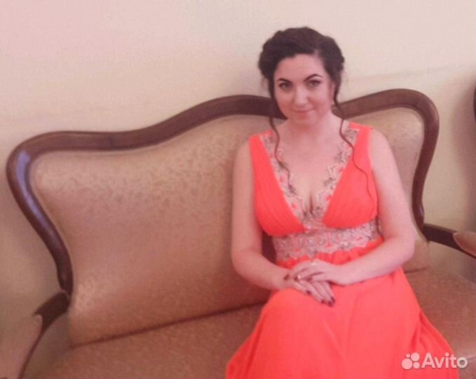 Платье вечернее