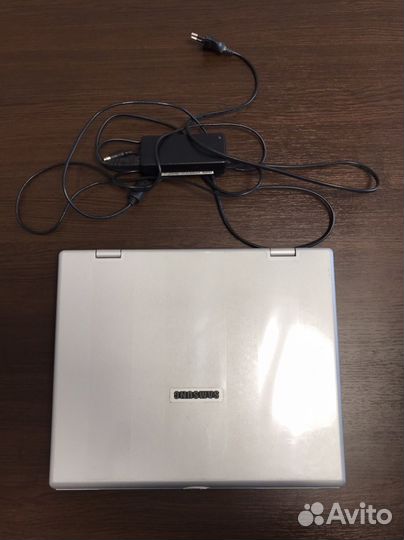 Ноутбук samsung
