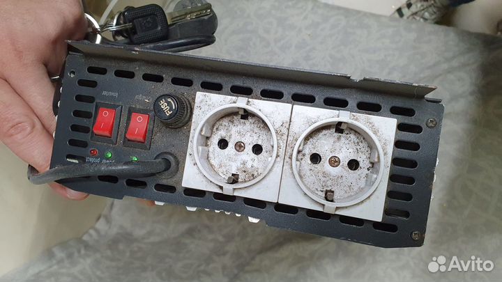 Инвертор 12 220 Luxeon 3000