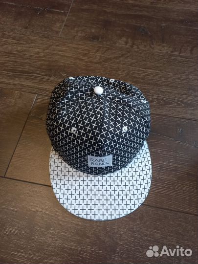 Бейсболки и кепки