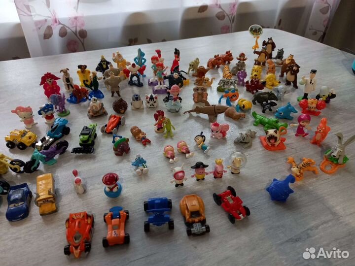 Игрушки киндр сюрприз