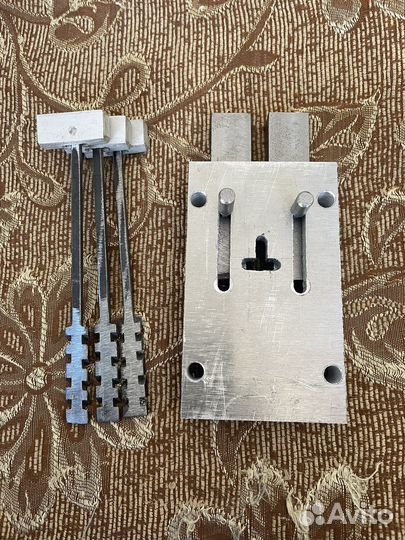 Ригельный замок