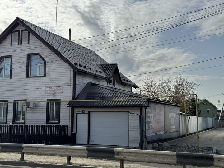 Коттедж 234 м² на участке 5 сот.