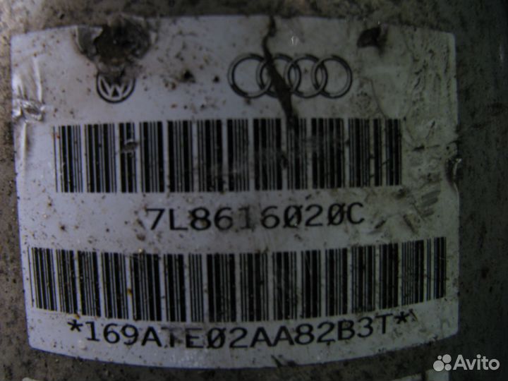 Audi Q7 4L Амортизатор задний левый и правый