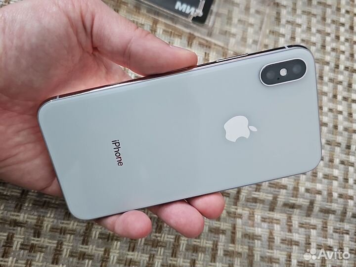 iPhone X, 256 ГБ