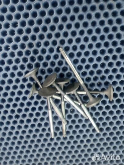 Honda CBR400R NC23E клапан впускной