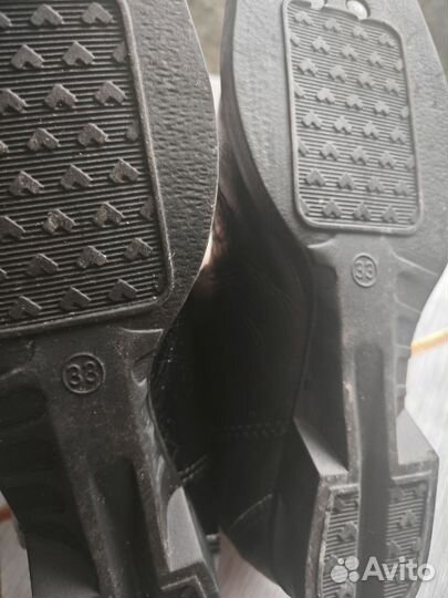 Лыжные ботинки