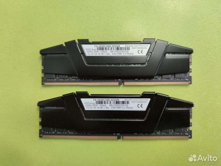 Оперативная память DDR4 2x16gb (суммарно 32Gb)