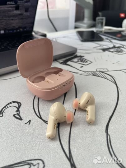 Наушники JBL live PRO+