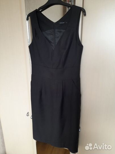 Платье офисное