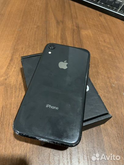 iPhone Xr, 64 ГБ