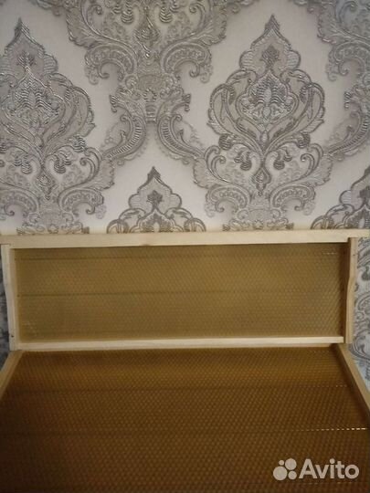 Рамка для ульев и пчел