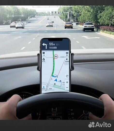Автомобильный держатель для телефона на панель