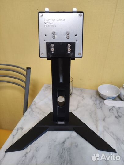 24-32' Gigabyte подставка для монитора