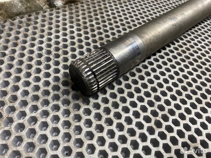 Полуось передняя правая Land Rover Range Rover