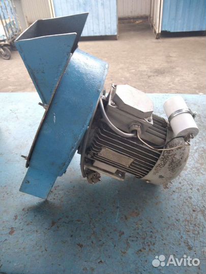 Корморезка. мощность двигателя 1,5 кв-1500 оборото