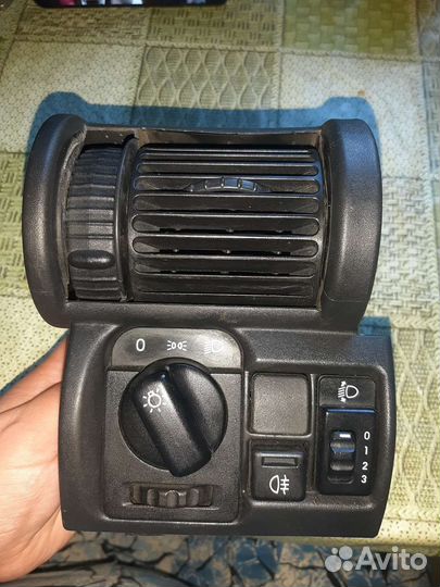 Переключатель света фар с дефлектором Opel Corsa b