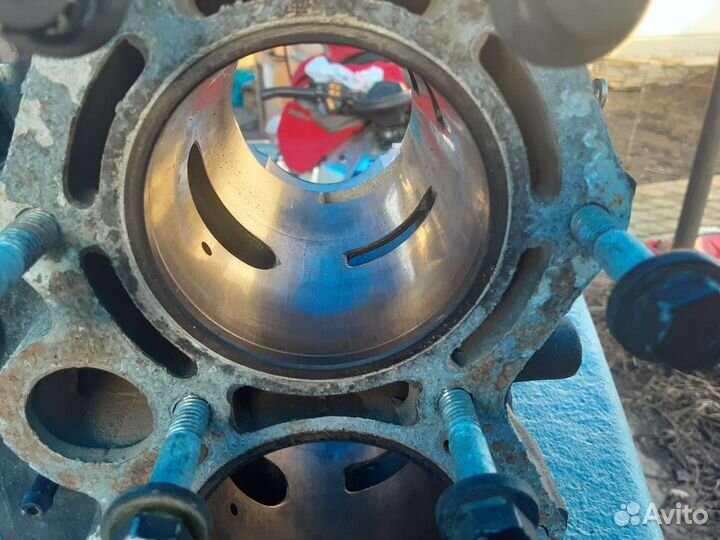 Лодочный мотор mercury 30 2тактный блок