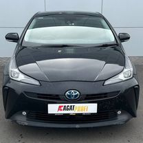 Toyota Prius 1.8 CVT, 2018, 139 914 км, с пробегом, цена 1 459 000 руб.