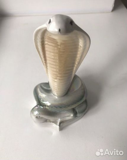 Статуэтка фарфоровая Змея винтаж СССР