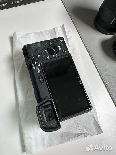 Sony a6300 kit 3.5-5.6 / 18-135