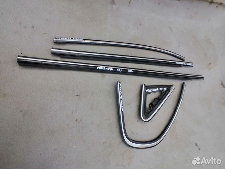 Молдинг двери для Nissan Maxima (A32) 1994-2000