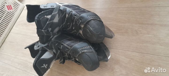 Коньки хоккейные 40 размер