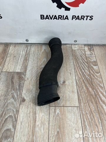 Патрубок воздушного фильтра правый Mercedes Cls