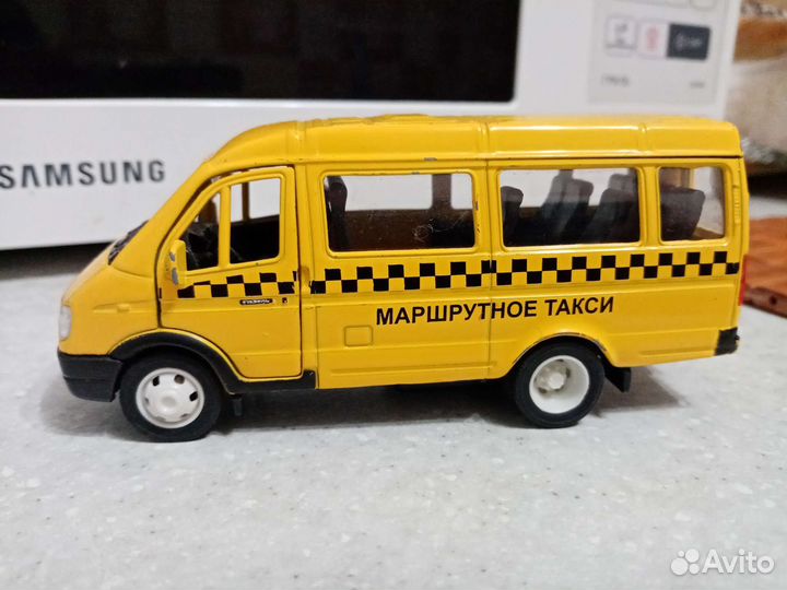 Модели Газ 1:43 волга, победа