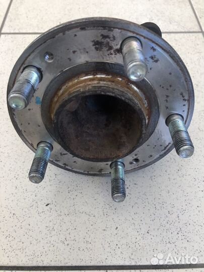 Ступица от kia sorento 2013 года