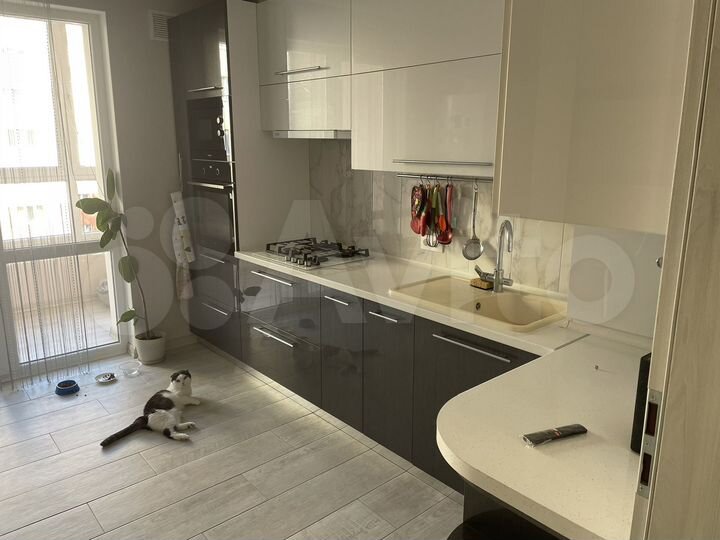 2-к. квартира, 65,2 м², 4/8 эт.