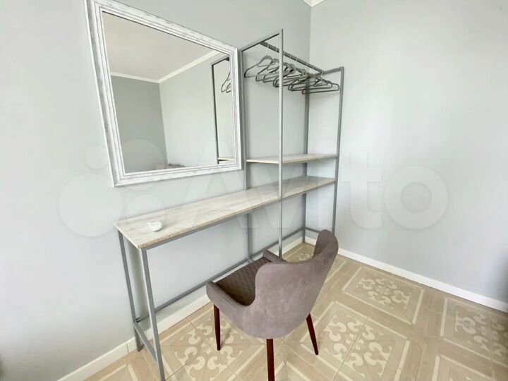 2-к. квартира, 85 м², 1/3 эт.