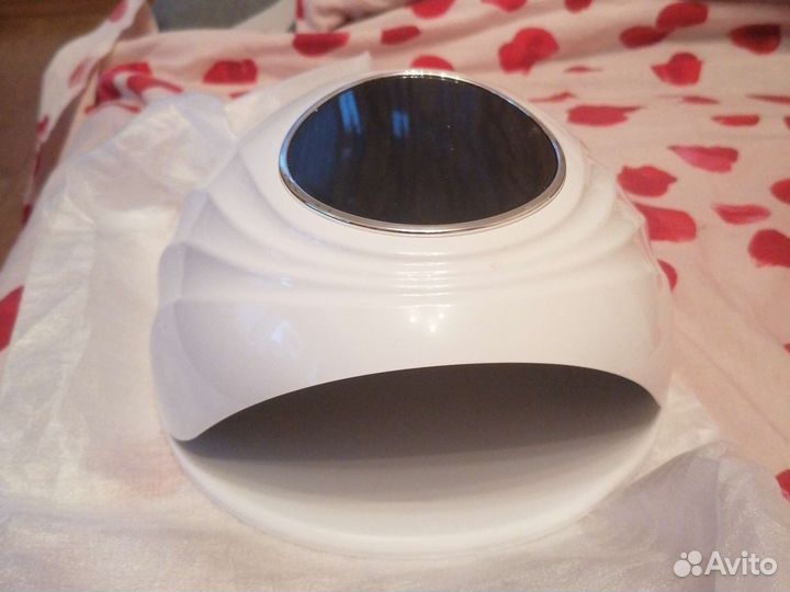 Лампа для ногтей