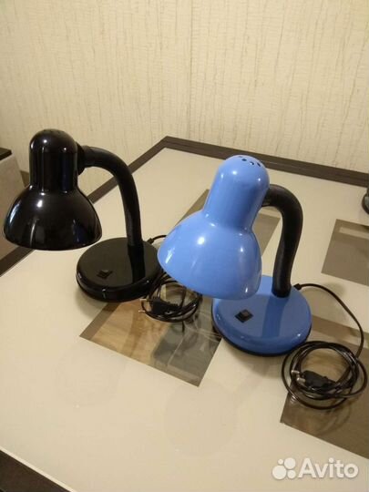 Лампа настольная