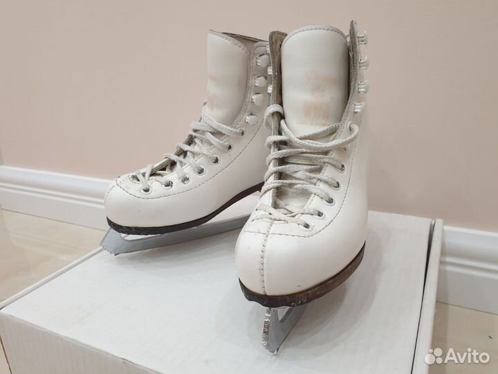 Коньки Вифа Прима - Wifa Prima Set 30 LL (Белые)